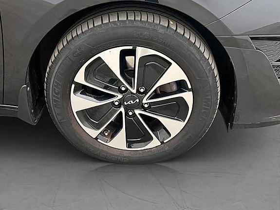 Kia Ceed 13 of 30