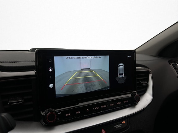 Kia Ceed 24 of 30