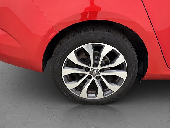 Renault Megane 12 of 28
