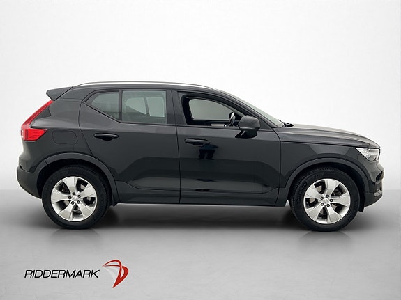 Volvo XC40 9 of 30