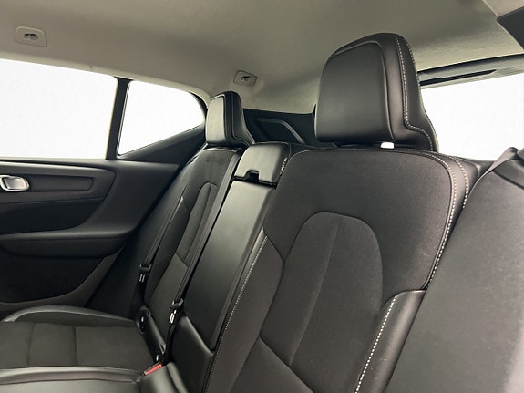 Volvo XC40 18 of 30