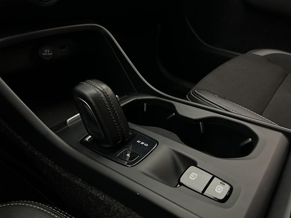 Volvo XC40 29 of 30