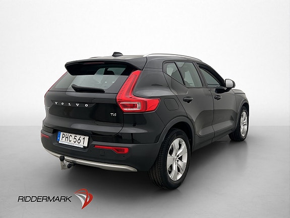 Volvo XC40 8 of 30