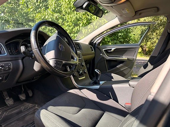 Volvo V60 6 of 9