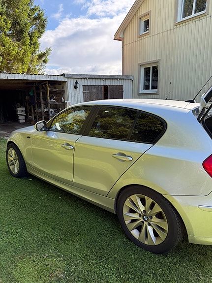 BMW 118d 3 of 8