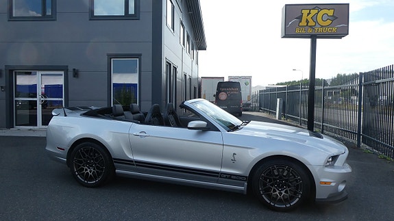 Ford Mustang 17 of 19