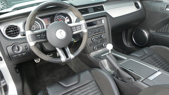 Ford Mustang 9 of 19
