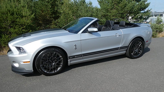 Ford Mustang 16 of 19