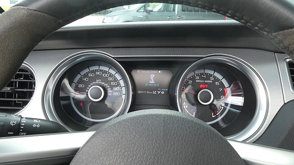 Ford Mustang 10 of 19