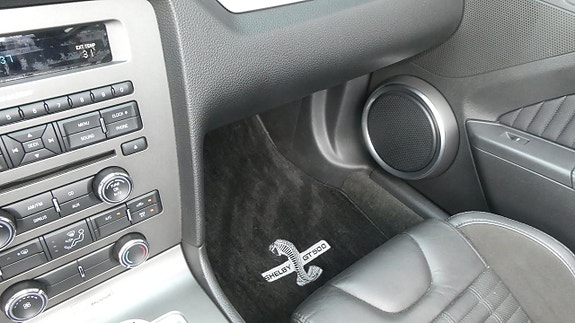 Ford Mustang 13 of 19