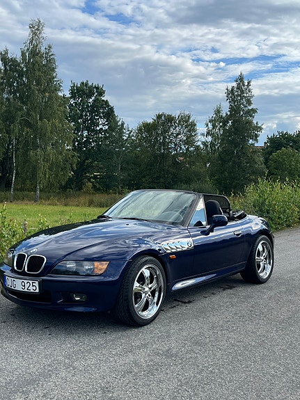 BMW Z3 2 of 10
