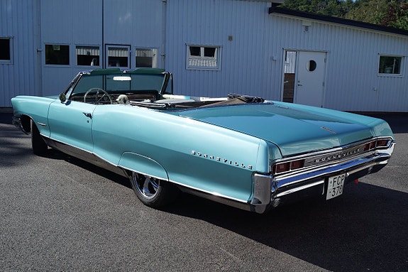 Pontiac Bonneville 4 of 21