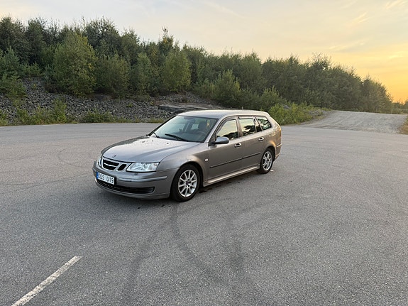 Saab 9-3 2 of 15