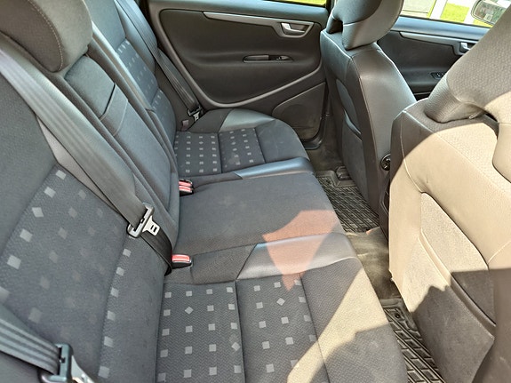 Volvo V70 5 of 6
