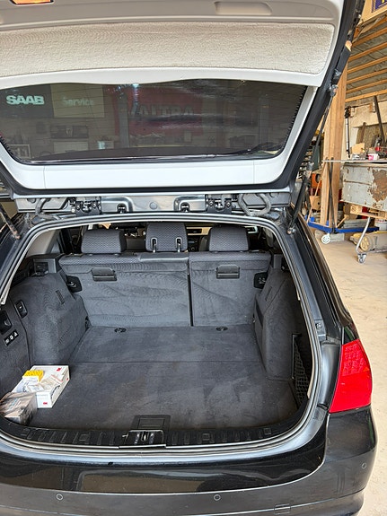BMW 320d 5 of 8