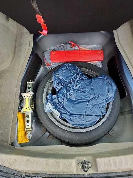 Volvo V40 6 of 6