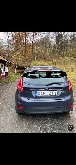 Ford Fiesta 2 of 3