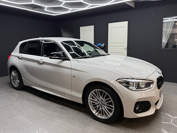 BMW 118d 13 of 15