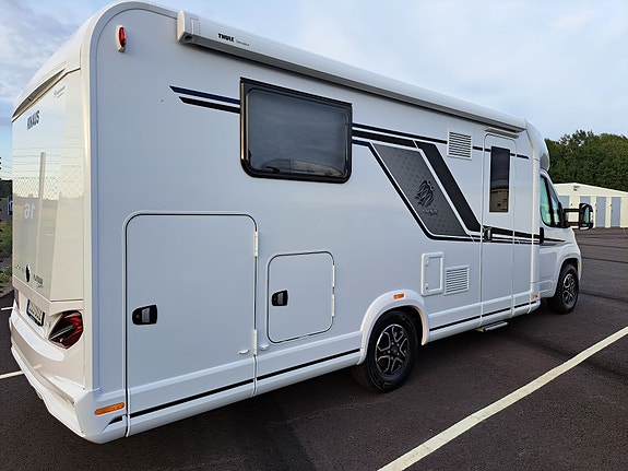 Knaus Sky TI Platinum Selection 700 MEG 3 of 19