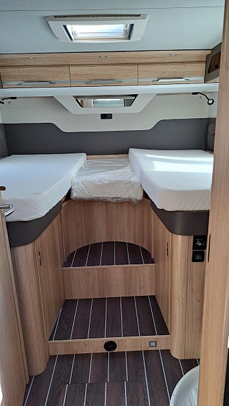 Knaus Sky TI Platinum Selection 700 MEG 13 of 19