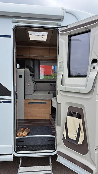Knaus Sky TI Platinum Selection 700 MEG 16 of 19