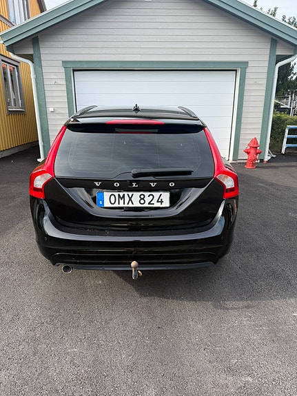 Volvo V60 3 of 9