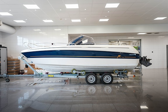 YAMARIN 6210 • 2005 • 1 ägare sedan ny • Endast ca 300 motortimmar • Yamaha 200 2 of 9