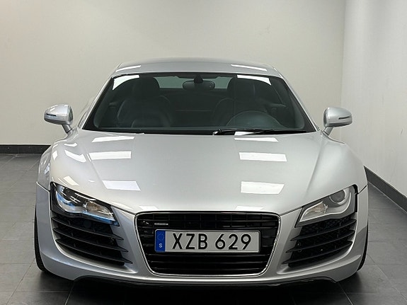 Audi R8 6 of 14