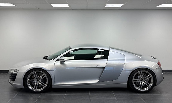 Audi R8 3 of 14