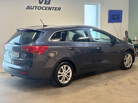 Kia Ceed 4 of 26