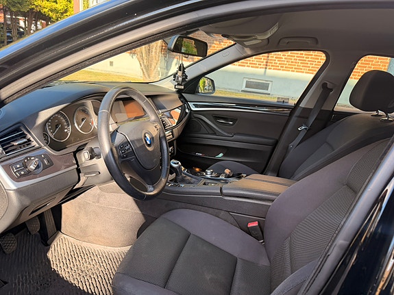 BMW 520d 5 of 9