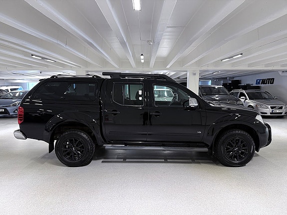 Nissan Navara 4 of 30