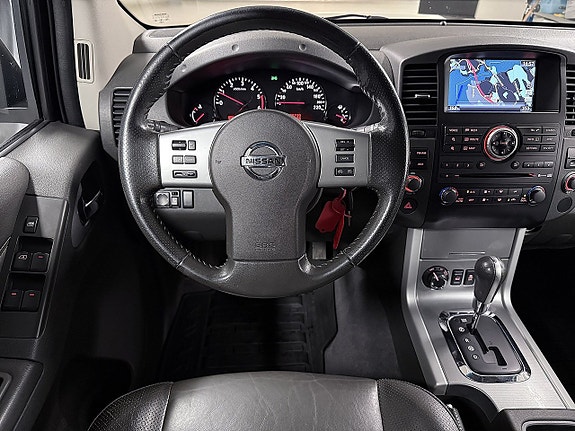 Nissan Navara 13 of 30