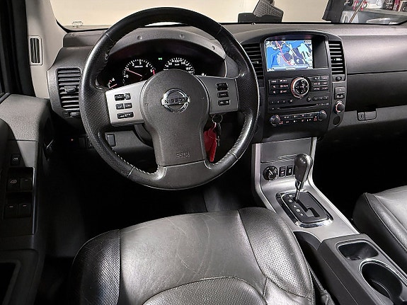 Nissan Navara 26 of 30