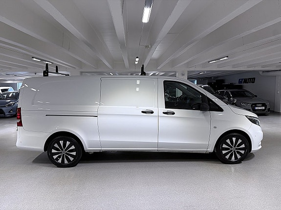 Mercedes-Benz Vito 119 4 of 30