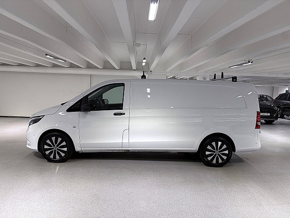 Mercedes-Benz Vito 119 8 of 30