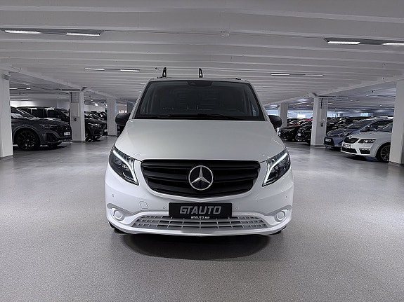 Mercedes-Benz Vito 119 3 of 30