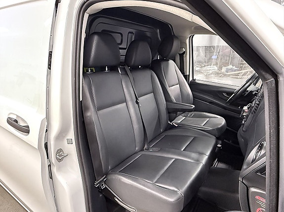 Mercedes-Benz Vito 119 26 of 30