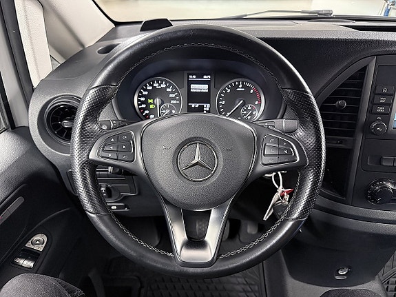 Mercedes-Benz Vito 119 12 of 30