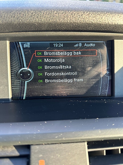 BMW X3 9 of 9