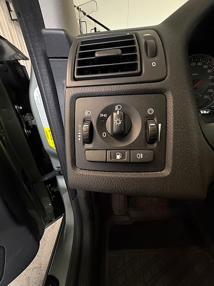 Volvo V50 9 of 23