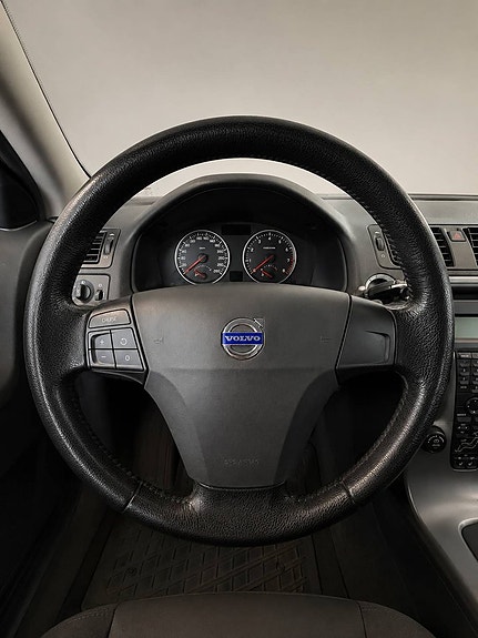 Volvo V50 5 of 23