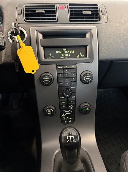 Volvo V50 7 of 23