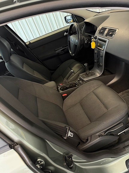 Volvo V50 11 of 23