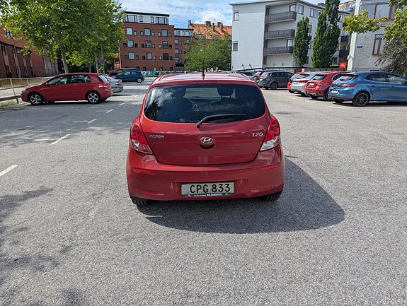 Hyundai i20 4 of 17