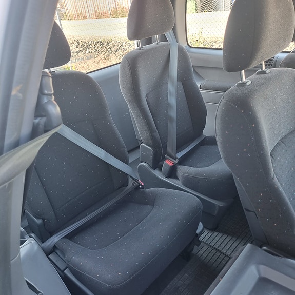 Hyundai Trajet 8 of 10