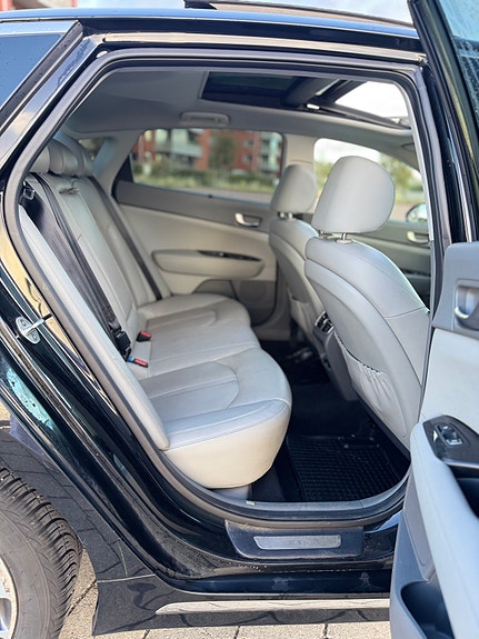 Kia Optima 11 of 12