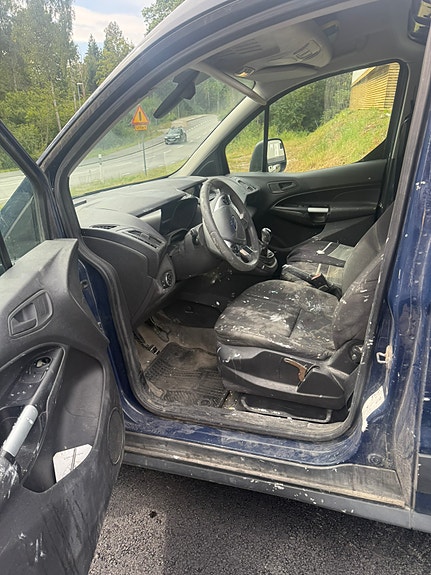 Ford Transit Connect 7 of 7