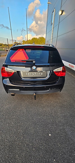 BMW 320d 5 of 8