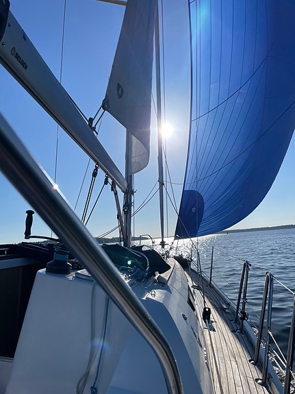 Nu höstpris inkl vinterförvaring - Välvårdad Jeanneau Sun Odyssey 36i till salu 4 of 9